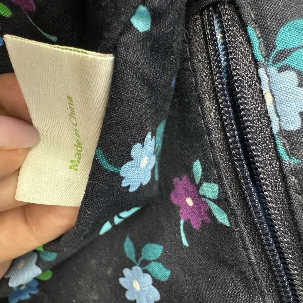 EUC - Vera Bradley convertible backpack to purse  midnight blues pattern 12